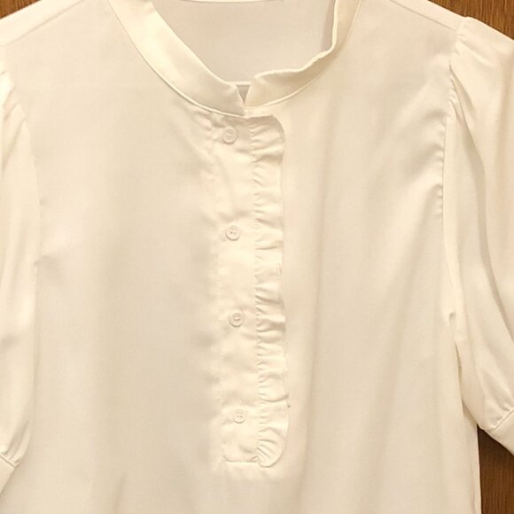 Allegra K - White short-sleeve top - Button up half-placket - XS - Picture 4 of 6
